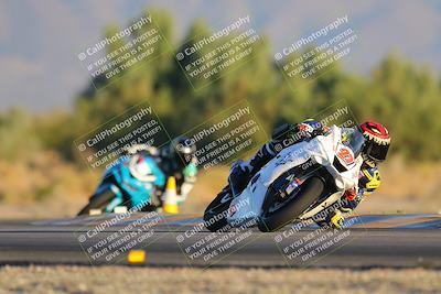 media/Nov-19-2023-CVMA (Sun) [[1f3d1b7ccb]]/Race 18 Supersport Middleweight/